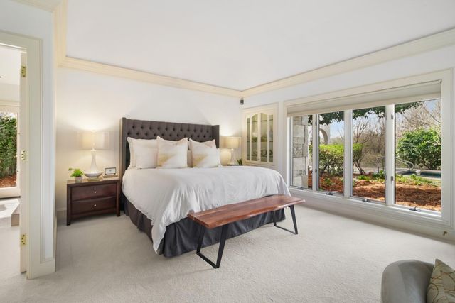 2400 E Tiffany Ln, Sacramento, CA 95827