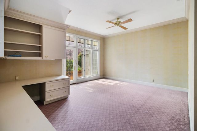 2400 E Tiffany Ln, Sacramento, CA 95827