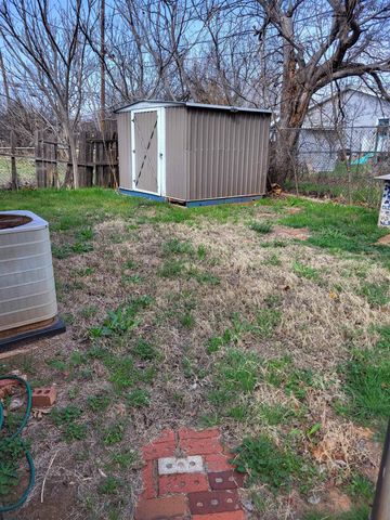 804 TULSA STREET, Wichita Falls, TX 76301