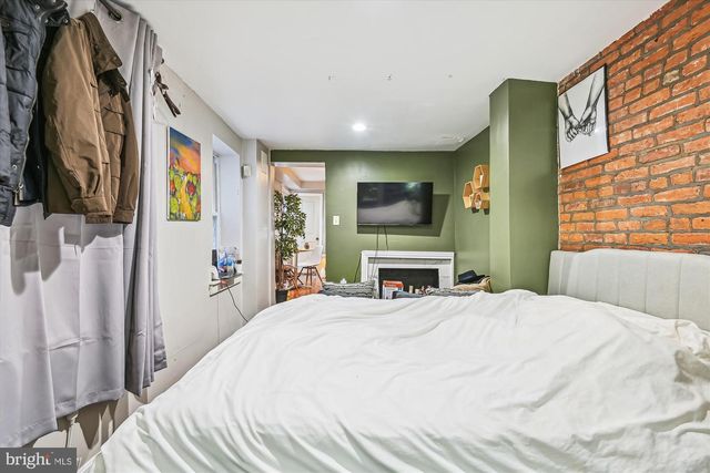 2050 BANK ST, Baltimore, MD 21231