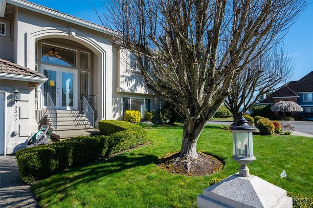 2203 12th Court NW, Auburn, WA 98001