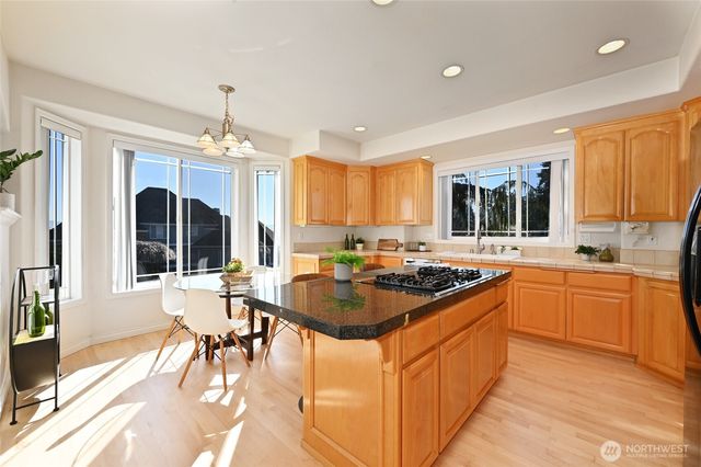 2203 12th Court NW, Auburn, WA 98001