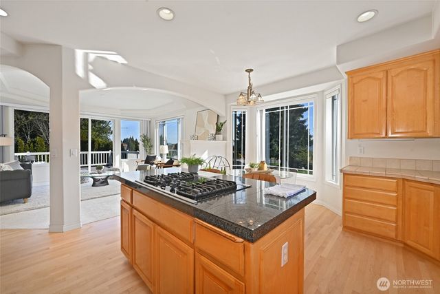 2203 12th Court NW, Auburn, WA 98001