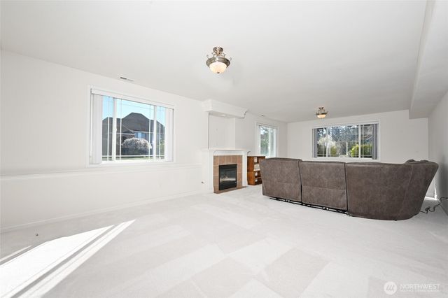 2203 12th Court NW, Auburn, WA 98001