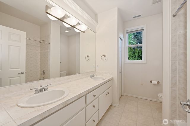 2203 12th Court NW, Auburn, WA 98001