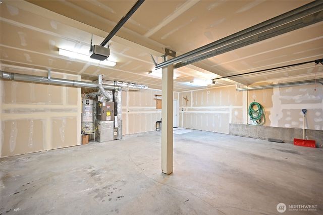 2203 12th Court NW, Auburn, WA 98001