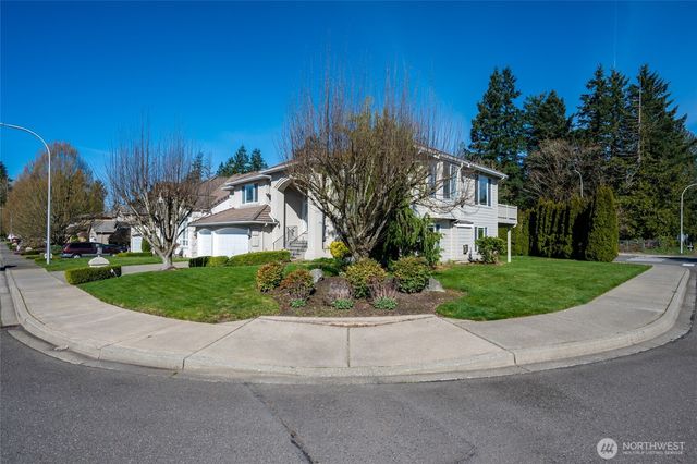 2203 12th Court NW, Auburn, WA 98001