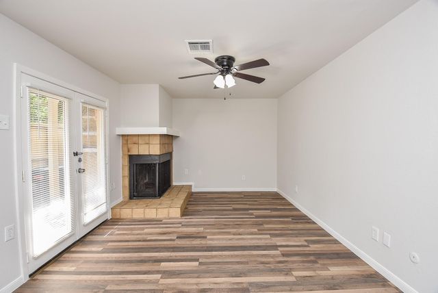 3644 Ocee Street, Houston, TX 77063