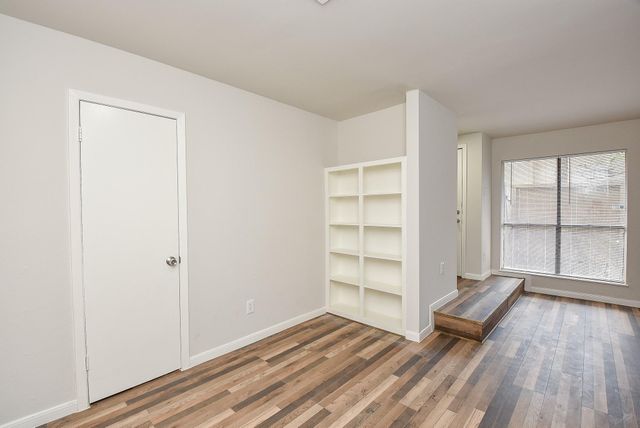 3644 Ocee Street, Houston, TX 77063