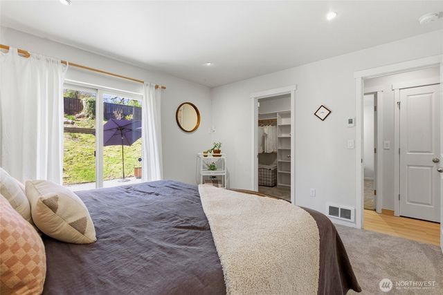 25681 NE School House Place, Kingston, WA 98346