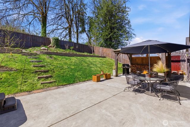 25681 NE School House Place, Kingston, WA 98346