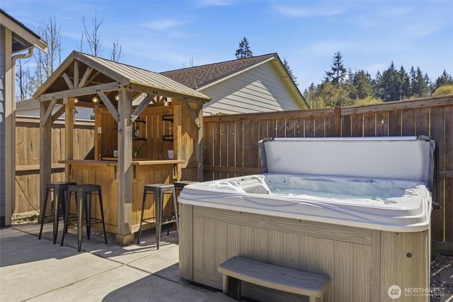25681 NE School House Place, Kingston, WA 98346