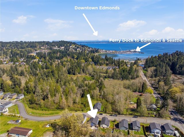 25681 NE School House Place, Kingston, WA 98346