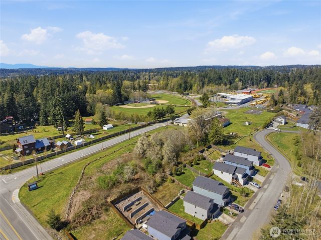 25681 NE School House Place, Kingston, WA 98346