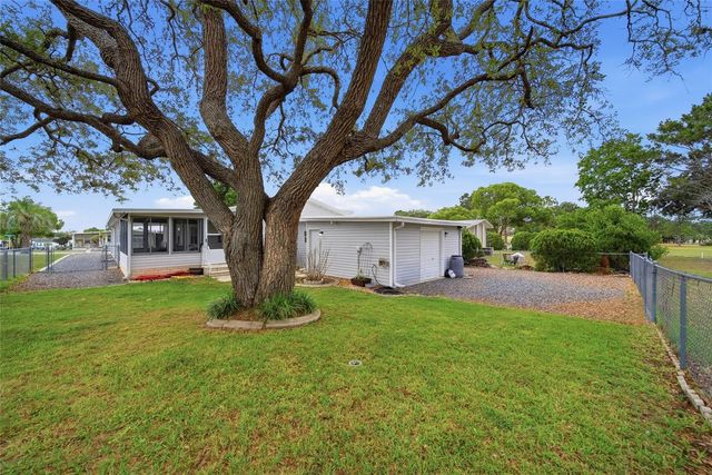 8401 WEATHERFORD AVENUE, Brooksville, FL 34613