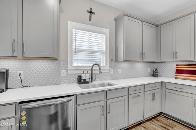 413 Canter Crest Road, Hampstead, NC 28443