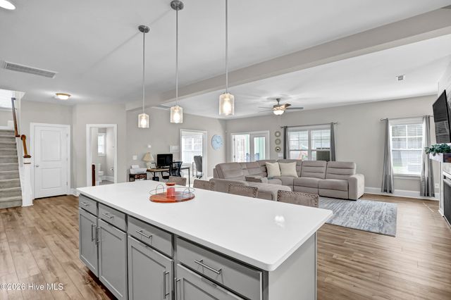 413 Canter Crest Road, Hampstead, NC 28443