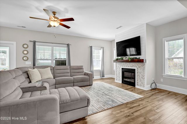 413 Canter Crest Road, Hampstead, NC 28443