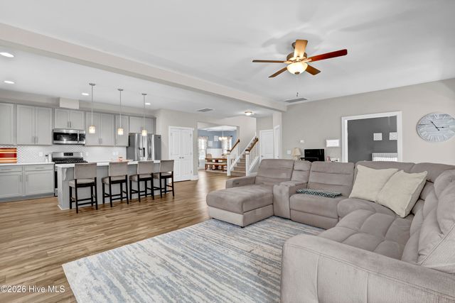 413 Canter Crest Road, Hampstead, NC 28443