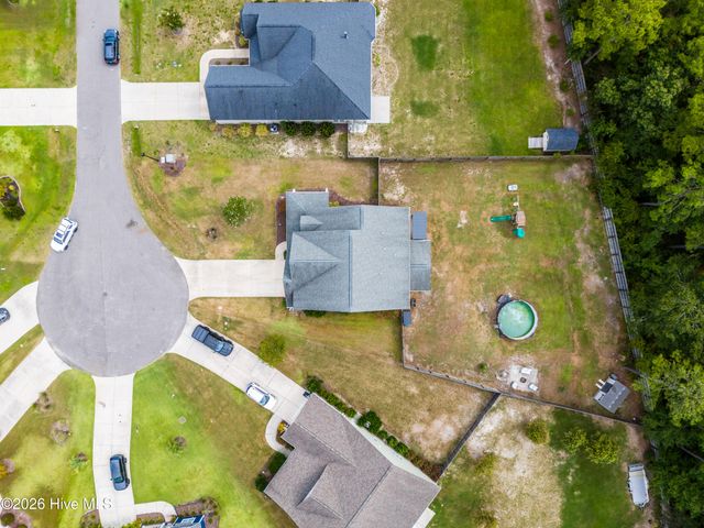 413 Canter Crest Road, Hampstead, NC 28443