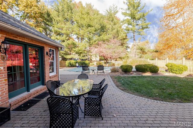 15 Sandpiper Drive, Shiloh, IL 62221