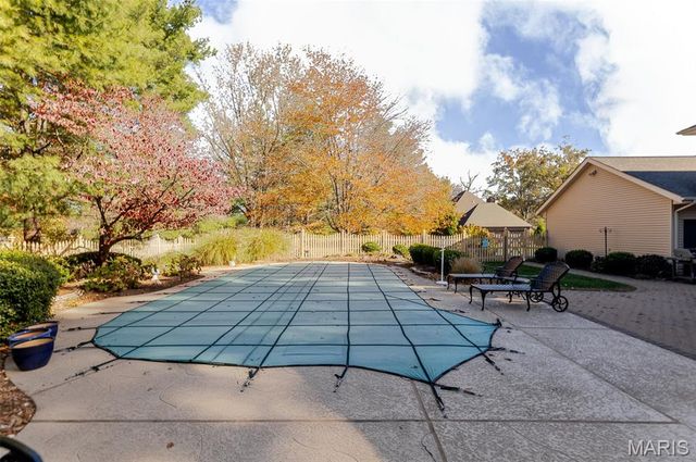 15 Sandpiper Drive, Shiloh, IL 62221