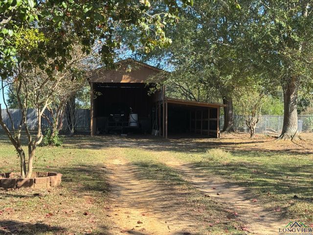 404 Joyner Street, Omaha, TX 75571