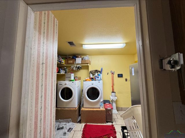 404 Joyner Street, Omaha, TX 75571