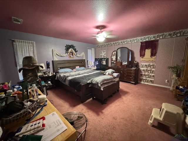 404 Joyner Street, Omaha, TX 75571