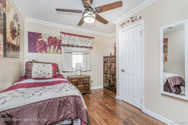 35 Nutwood Court, Staten Island, NY 10308