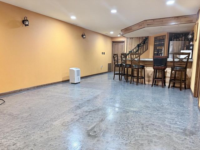 3010 W Kimberly AVENUE, Greenfield, WI 53221