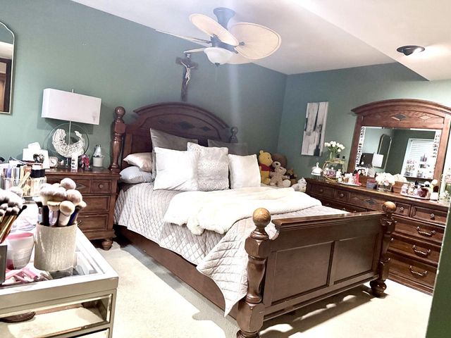 3010 W Kimberly AVENUE, Greenfield, WI 53221