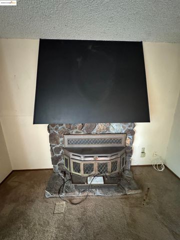 7081 Ann Arbor Way, Dublin, CA 94568