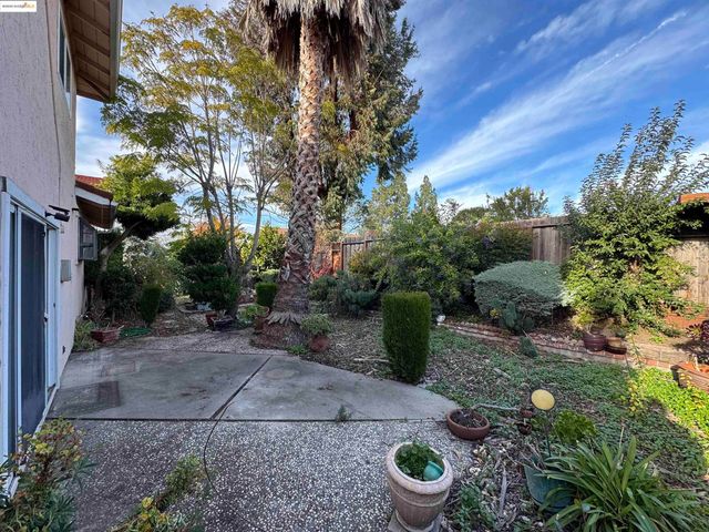7081 Ann Arbor Way, Dublin, CA 94568