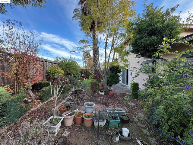 7081 Ann Arbor Way, Dublin, CA 94568