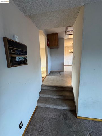 7081 Ann Arbor Way, Dublin, CA 94568