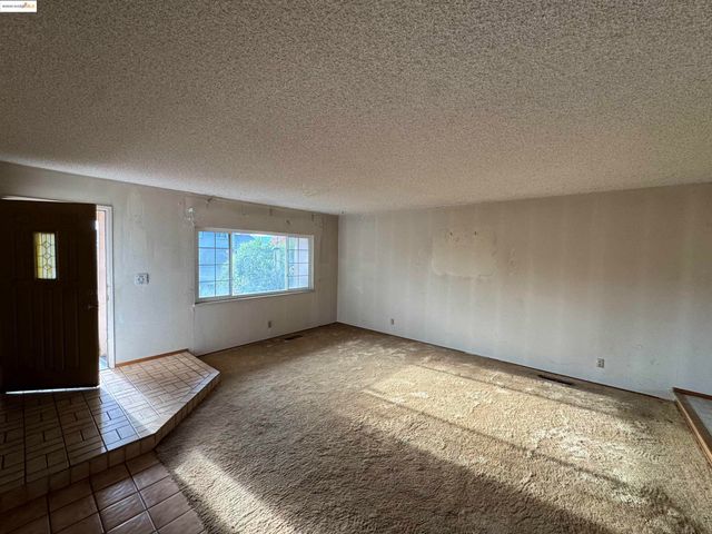 7081 Ann Arbor Way, Dublin, CA 94568