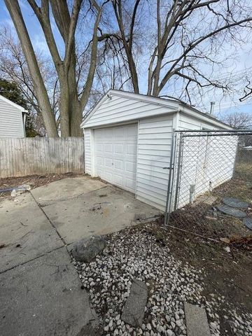 28526 Brentwood Street, Southfield, MI 48076