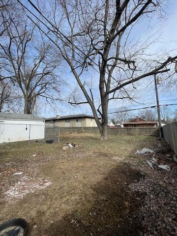 28526 Brentwood Street, Southfield, MI 48076