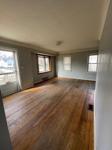 28526 Brentwood Street, Southfield, MI 48076