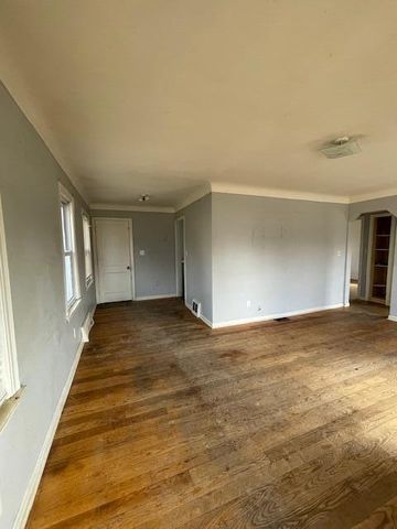 28526 Brentwood Street, Southfield, MI 48076