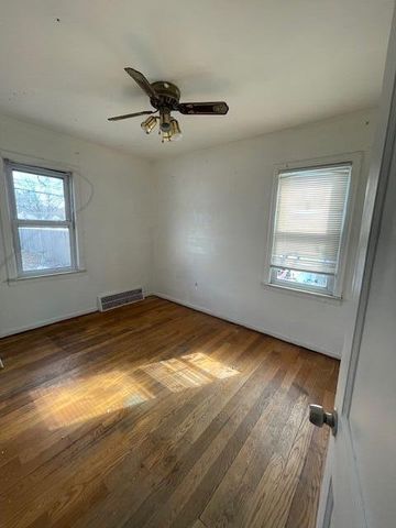 28526 Brentwood Street, Southfield, MI 48076