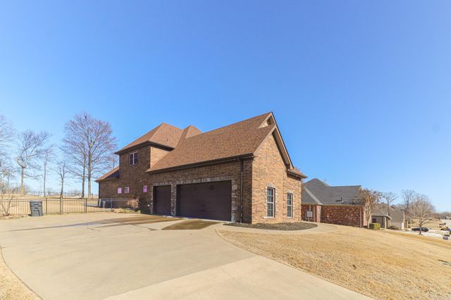 4408 Lochmoor Circle, Jonesboro, AR 72405