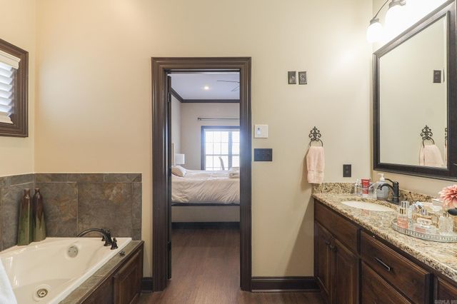 4408 Lochmoor Circle, Jonesboro, AR 72405