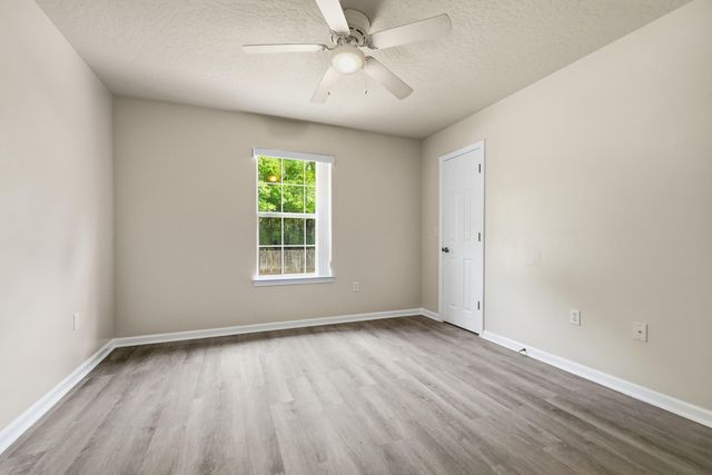 2273 Lewis Street, Crestview, FL 32536