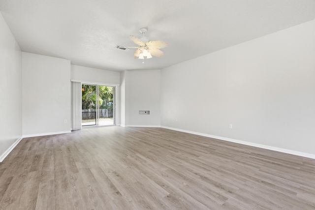 2273 Lewis Street, Crestview, FL 32536