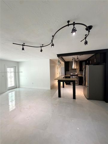 6472 Johnson St 6472, Hollywood, FL 33024