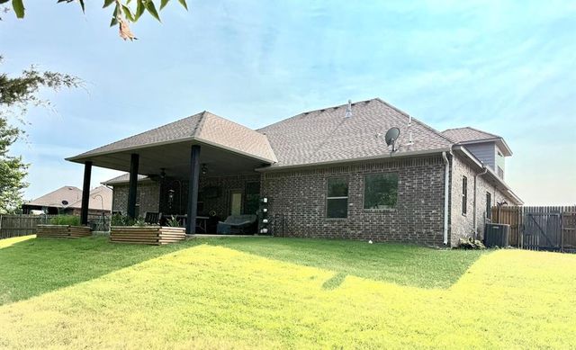 286 Mounds Road, Harrah, OK 73045