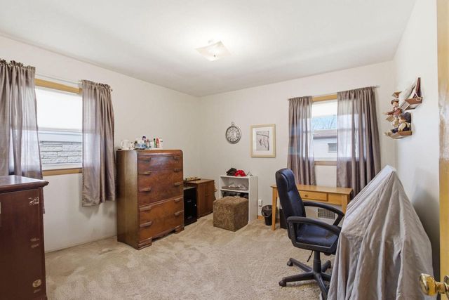 3350 Whittaker AVENUE, Cudahy, WI 53110