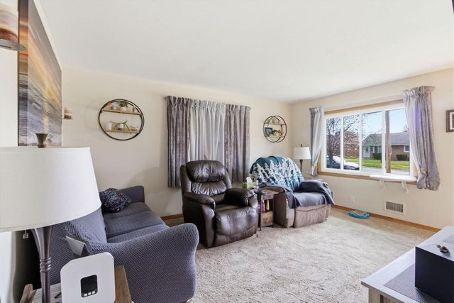 3350 Whittaker AVENUE, Cudahy, WI 53110
